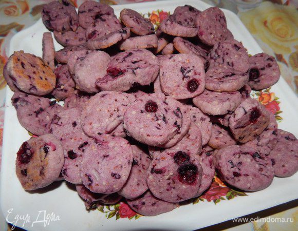 Приятного аппетита! Bon appetit! :)