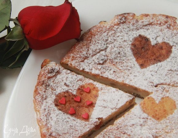 Пирог-пудинг сверху присыпать сахарной пудрой (по желанию). Весёлого вам Карнавала!