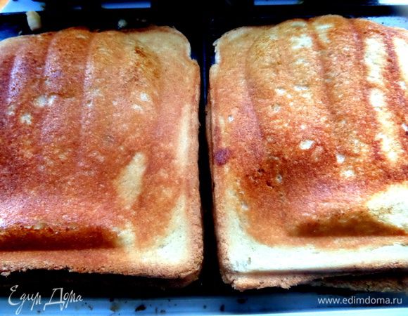 Жарим пока техника не даст сигнал или до золотистого состояния верхушки!