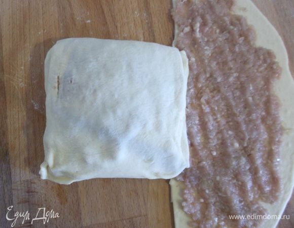 Сверху заворачиваем.