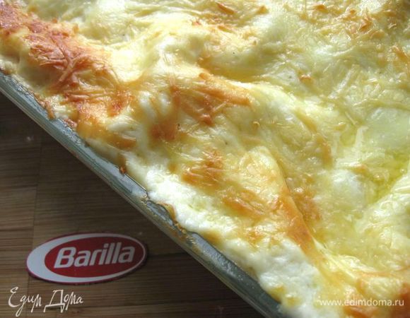 Поставить в разогретую до 220 градусов духовку на 25 минут. Выключить духовку. Дать постоять в выключенной духовке минут 10.

