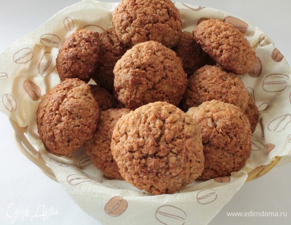 А это овсяное печенье от Анечки радуга http://www.edimdoma.ru/retsepty/61056-ovsyanoe-pechenie-s-yablokami-i-orehami. Оно очень вкусное, рекомендую!