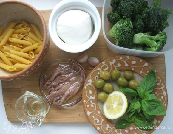 Приготовить все необходимое. Брокколи немного разморозить.