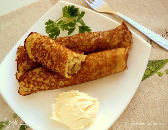 Точно так же пожарить и остальные блины. Приятного аппетита!