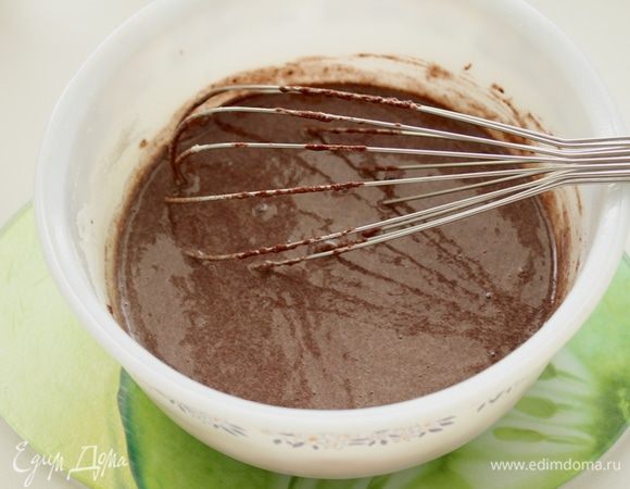 Добавить еще 1-2 ст.л муки до желаемой консистенции, тесто должно быть как на оладьи.