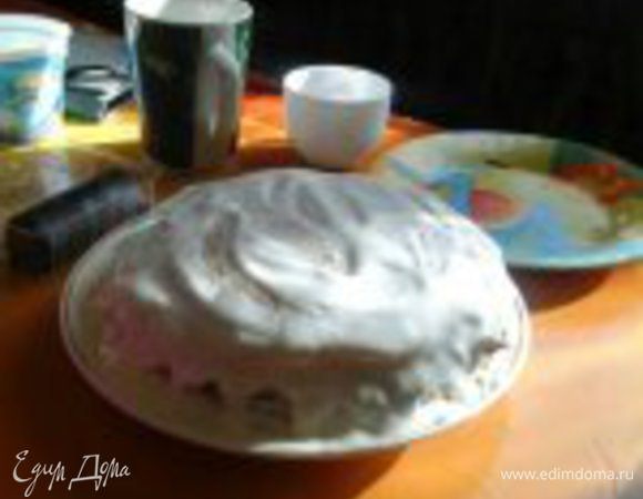 Затем сметану смешиваем с сахаром. Промазываем каждый блиночек кремом и укладываем друг на друга. Приятного аппетита!!!!! Счастья и благополучия в каждый дом!!!!!!