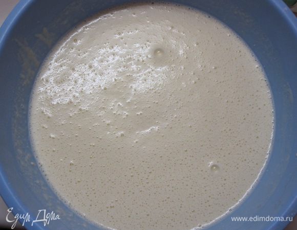 Вмешать в тесто. Оставить на 20 минут.