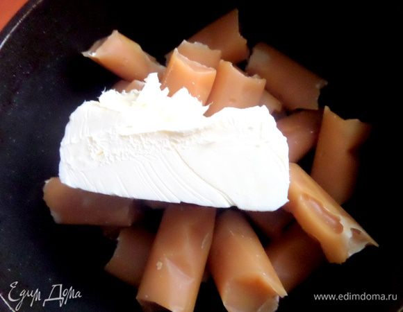 Добавить сливочное масло.