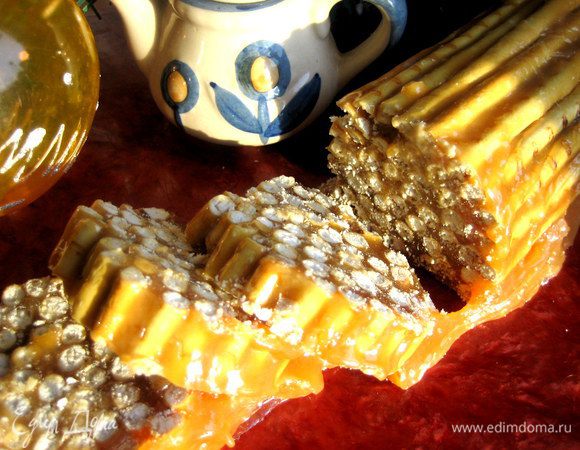 Данную карамель я взяла из этого рецепта: http://www.edimdoma.ru/retsepty/62346-karamelnoe-poleno-iz-solomki