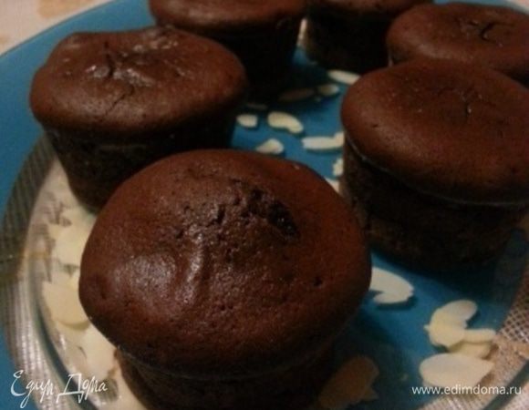 А вот так выглядит полностью пропеченный шоколадный флан.