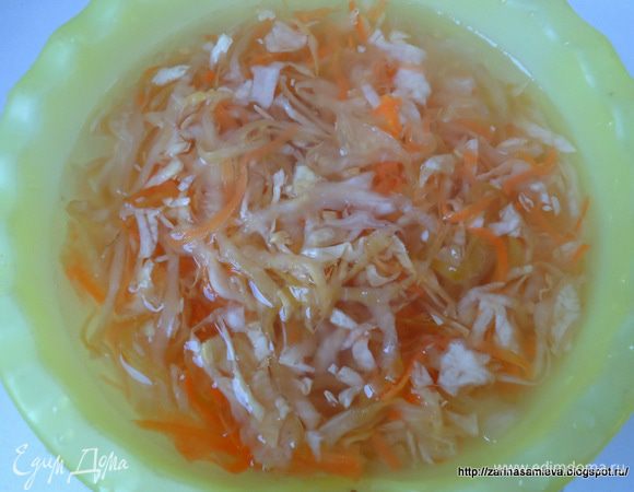 Для начинки: Капусту вымочить  и промыть под струей холодной воды.
