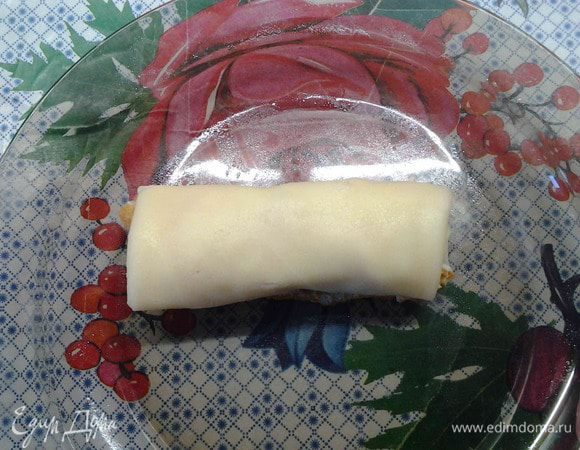 И свернуть его конвертиком.