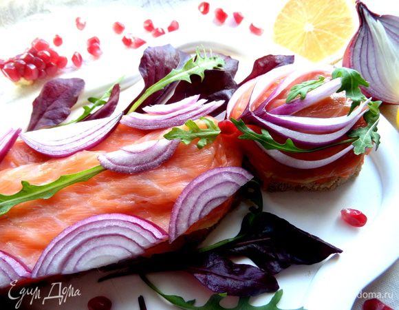 Сверху немного рукколы bаby...