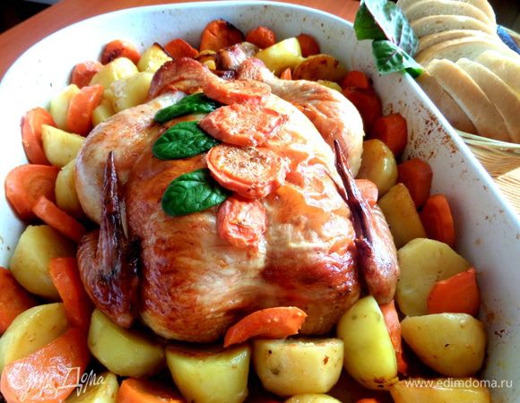 Я подавала прямо так,по-семейному в форме. Как раз забежал с тренировки младший сын с другом,налетили с удовольствием)))