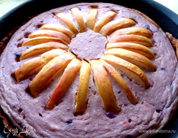 Выпекаем при 180* минут 20, пока творог не схватится. Оставим в выключенной духовке немного...