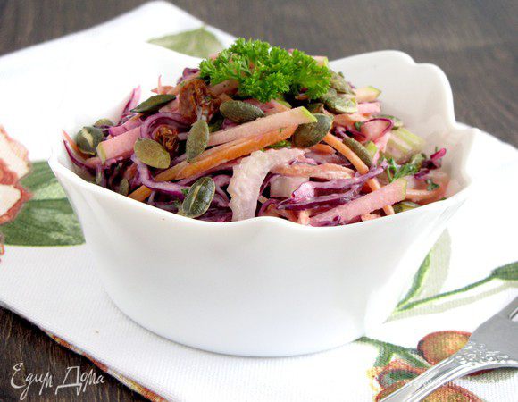 Посыпать семечками перед подачей. Приятного аппетита!