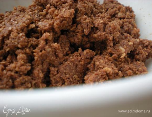 Добавить растопленное сливочное масло, ванильный сахар и молоко. Тщательно перемешать. 