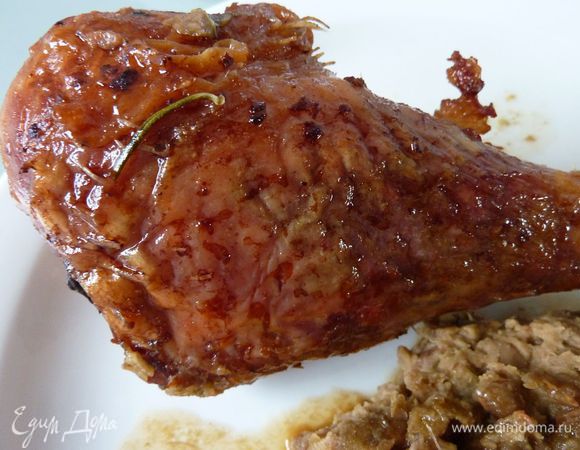 Очень рекомендую индейку " Ароматная индейка в духовке " по рецепту Ирочке - burro.salvia , очень вкусно ароматно !!! 

http://www.edimdoma.ru/retsepty/61889-aromatnaya-indeyka-v-duhovke