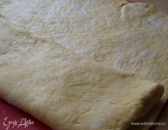 Сворачиваем в широкий рулет (4 разворота).