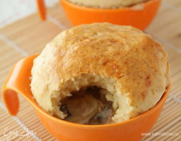 Приятного аппетита! Лучше крышечку снять и кушать вприкуску вместо хлеба.