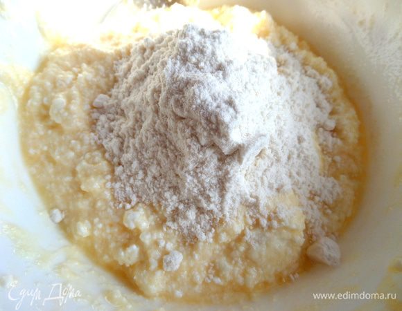 Муку вводим.