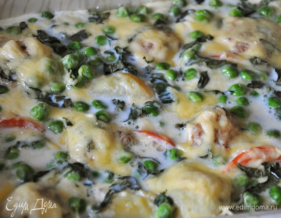 Выпекать в заранее разогретой духовке при 200 гр около 20-25 минут.