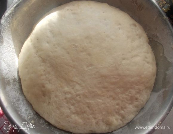 Тесто должно подойти в три раза.
