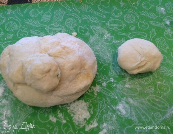 2-ая черепаха.
Тесто разделить на два куска.