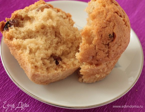Выпекать кексы при 180° 30-35 минут, до румяного верха. Приятного вам поста!