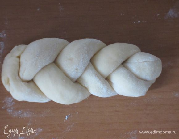 И плетём косички.