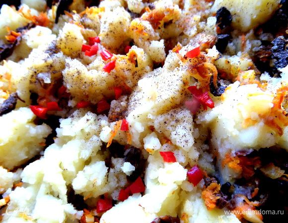 Я ещё добавила чили для остроты+соль, перец чёрный.