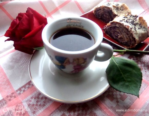 Для сливок оставляем место в чашке.