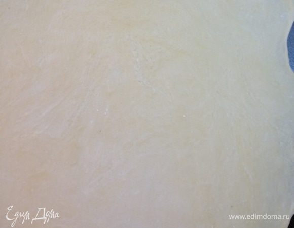 Раскатаем его тонко.