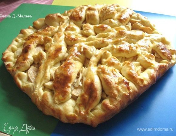 Выпекать при температуре 180 градусов до готовности. Приблизительно потребуется  30 минут.  Готовность проверять зубочисткой.
