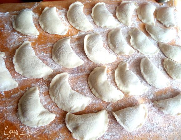 Защипываем как пельмешки...