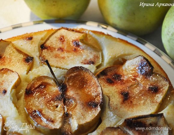 Запекать при 190 гр около 45 минут. За 10 минут до окончания (или как увидите, что яблоки начинают пересыхать) положить сверху по кусочку масла.