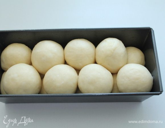 Сверху выложить оставшиеся шарики в шахматном порядке.