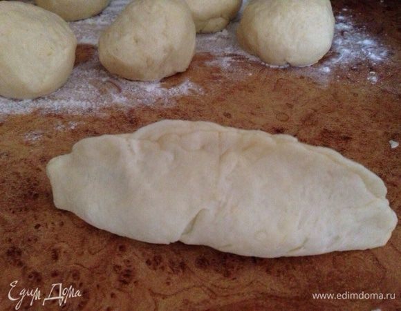 Сформировать пирожок.