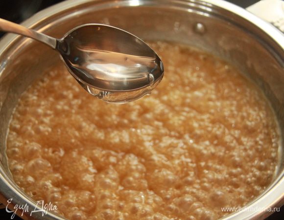 Сироп глюкозы...такой прозрачный и тягучий...