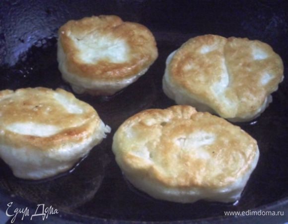 Обжарить с двух сторон.