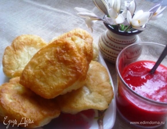 А Вы уже позавтракали? Приглашаю! Оладушки очень пышные, и до невозможности вкусные!