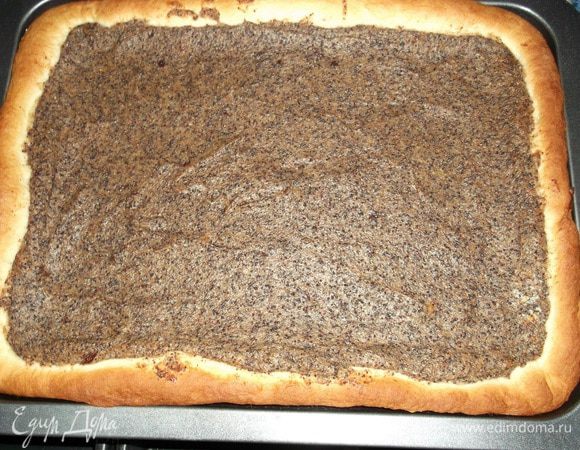 Выпекать при 180 градусах 35-40 мин. Готовность проверять зубочисткой. Крем сверху должен зарумяниться и застыть.