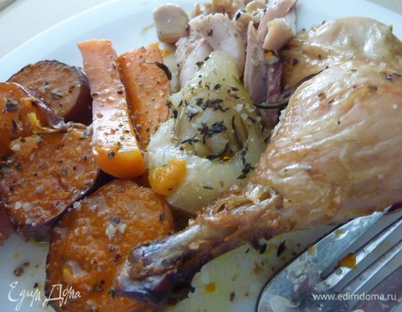 Вчера готовила курочку по рецепту Ирины - burro.salvia, очень вкусно и сочно! Буду часто так готовить. 

Воскресное жаркое из цыпленка (Perfect Roast Chicken)  - http://www.edimdoma.ru/retsepty/62456-voskresnoe-zharkoe-iz-tsyplenka-perfect-roast-chicken
