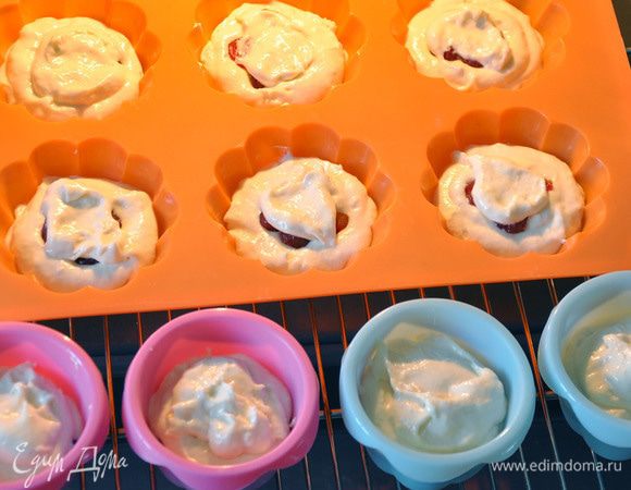 У меня получилось 10 кексиков.