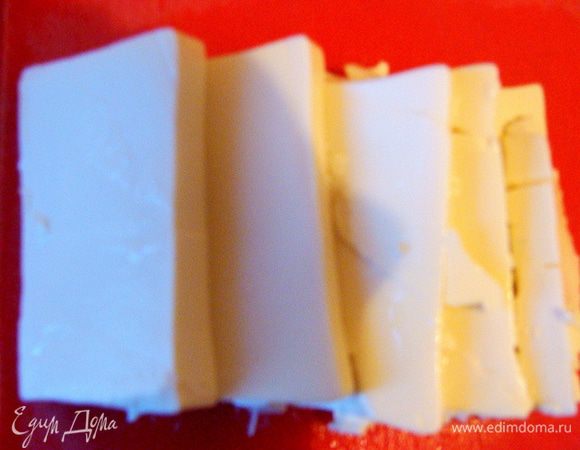 Тофу порезать.