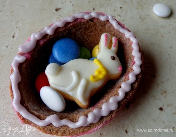 В половинки вложить какие-нибудь вкусности.