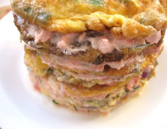 Потом следующий, опять соус  и т.д.