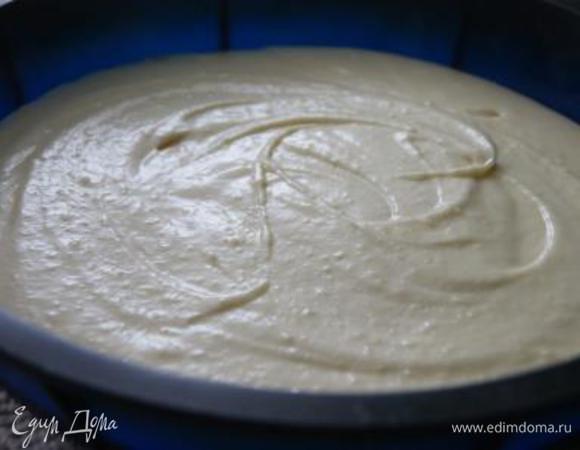 В форму выложить половину теста.