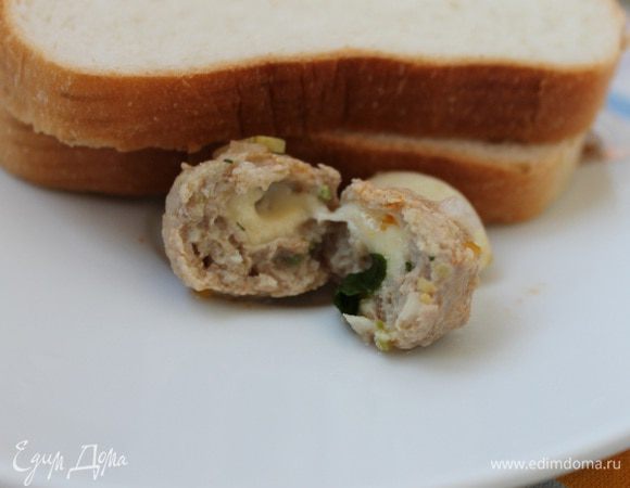 А это начинка фрикадельки.)) Приятного аппетита!