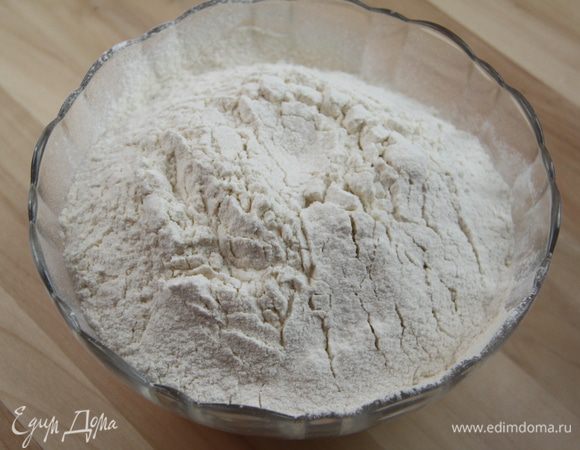 Муку просеять.